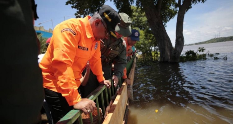En monitoreo constante se mantendrá el estado Bolívar, luego de la crecida del río Orinoco 1 Néstor Reverol 1024x683