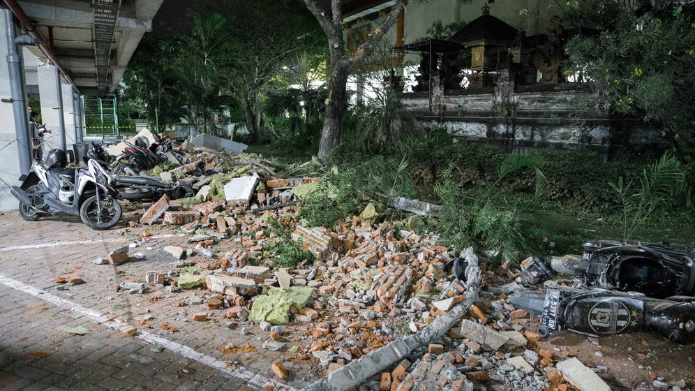 al-menos-19-muertos-en-un-terremoto-de-magnitud-7-en-indonesia
