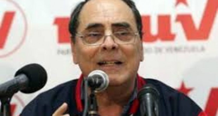 Héctor Navarro: No es viable comprar gasolina con el carnet de la patria 1 navarro