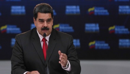 Nicolás Maduro aprobó Bs. S. 9.072 millones a sector empresarial