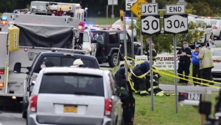 20 muertos al estrellarse limusina que transportaba invitados a una boda 700x352