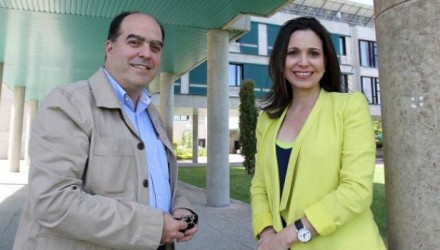 Julio Borges y María Corina 700x350