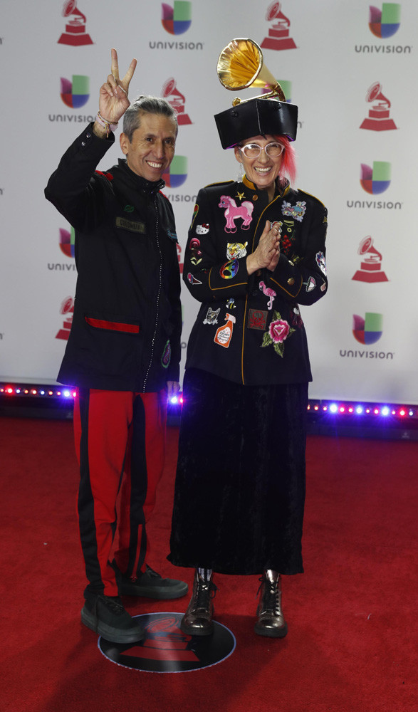 19th Latin Grammy Awards – Arrivals – Las Vegas, Nevada, U.S., November 15, 2018 – Claroscura pose. REUTERS/Steve Marcus