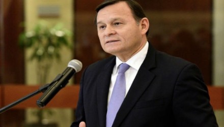 Néstor Popolizio canciller de peru 700x350