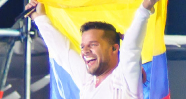 Ricky Martin bandera ecuatoriana