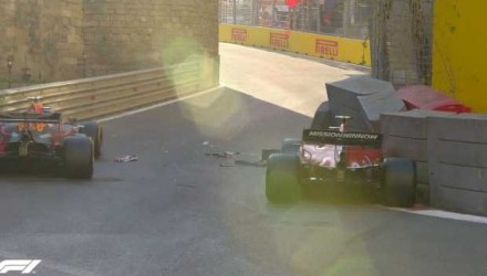 Un accidente de Leclerc causa una nueva interrupción de la clasificación 700x352 1