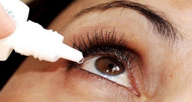 Ojo seco es una afectación que aqueja a mujeres durante la menopausia 1 1500634046 795329 1500634175 noticia normal 700x350
