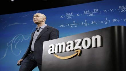 Jeff Bezos Amazon 700x350