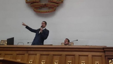 guaidó asamblea 700x352
