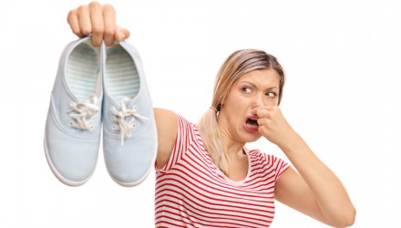 evitar el mal olor de los zapatos