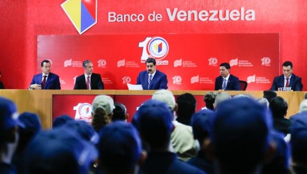 maduro venezuela banco aniversario40