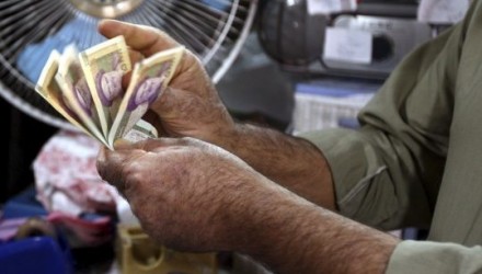 iran reduce ceros rial efe compressor.jpg 1718483347