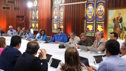 MADURO GOBERNADORES AFP 850x400