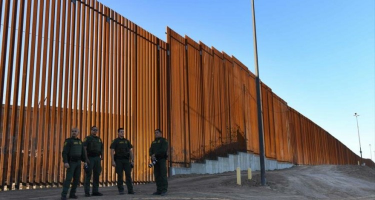 muro fronterizo.