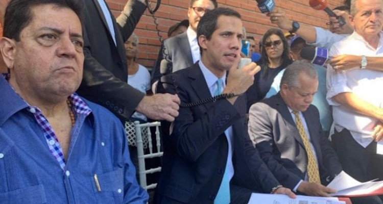 Asamblea Nacional instaló sesión especial en Los Corales 1 Juan Guaido Sesión especial asamblea nacional 696x475