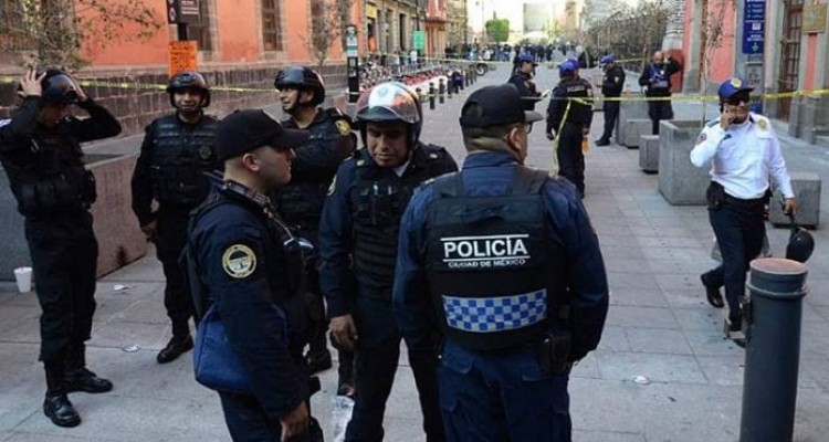 Reportan balacera cerca de Palacio Nacional 696x434