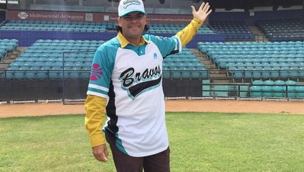 alex nuñez 696x467