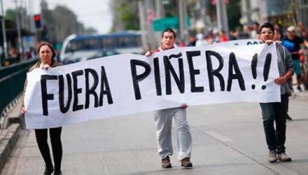 fuera piñera