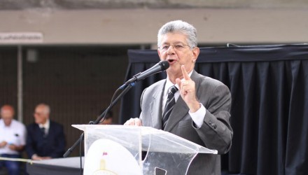 Diputado Henry Ramos Allup foto prensa Acción Democrática