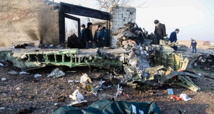 Irán enviará las cajas negras del avión derribado a Ucrania 1 avión ucraniano 2 696x377