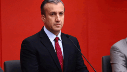 tareck el aissami acusa a juan guaido por sancion contra conviasa