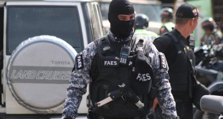 La FAES amedrentó a ciudadanos que tocaron cacerolas en Barquisimeto 1 faes 1410x793 1