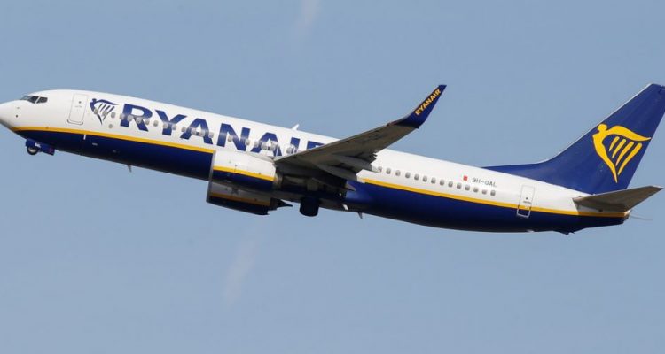 La aerolínea irlandesa Ryanair tachó de Tontería la cuarentena en Inglaterra y no suspenderá sus operaciones (+Video) 1 85