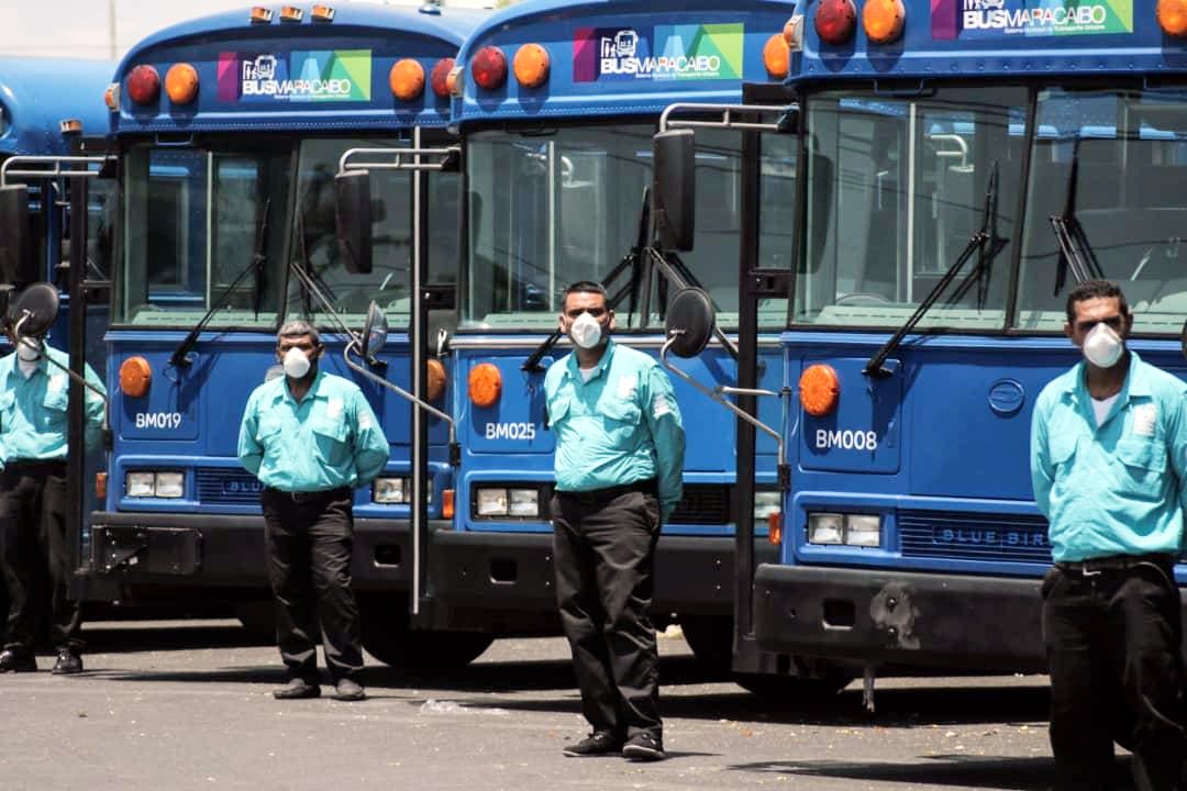 Gobernador del Zulia advirtió que no pueden dormir vehículos en las estaciones de servicio 2 transzulia