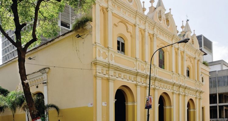iglesia del valle