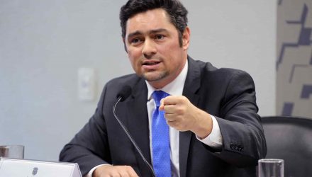 CARLOS VECCHIO