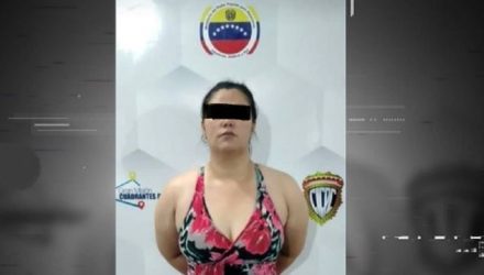 funcionaria cortesía