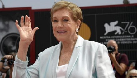 julie andrews b