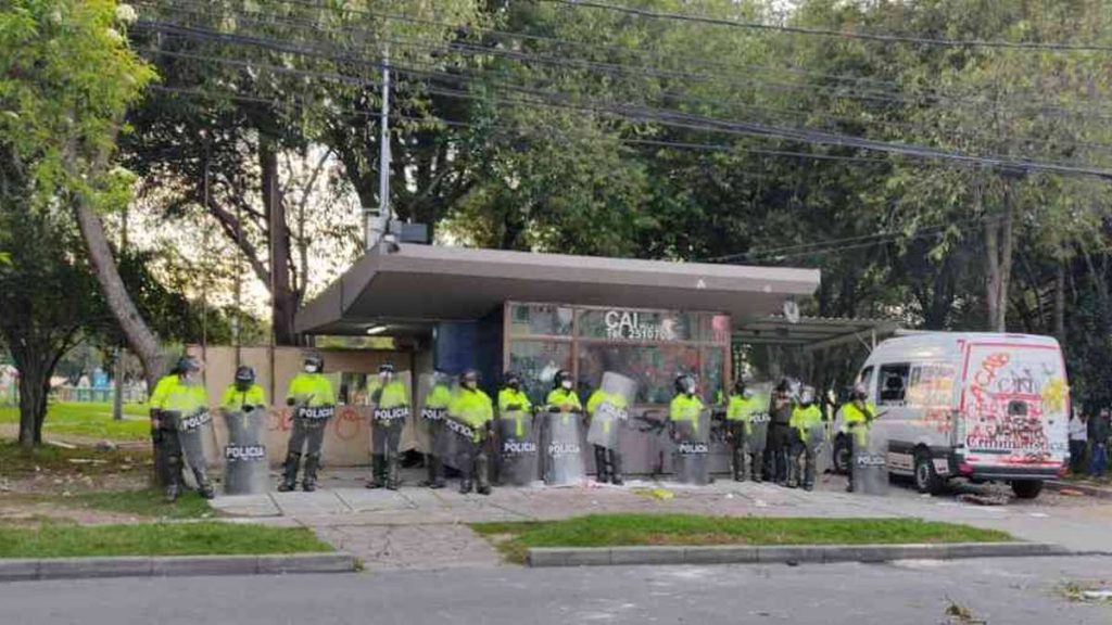 ¡Horror en Colombia! Denuncian el «asesinato masivo» de nueve jóvenes en una estación de policía (+video) 2 Colombia
