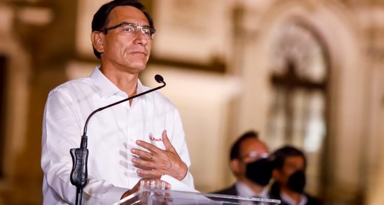 Vizcarra aceptó la destitución y dejó el Palacio de Gobierno de Perú 1 Vizcarra