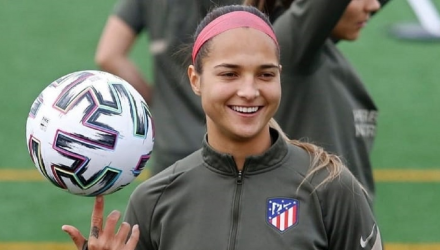 Deyna Castellanos