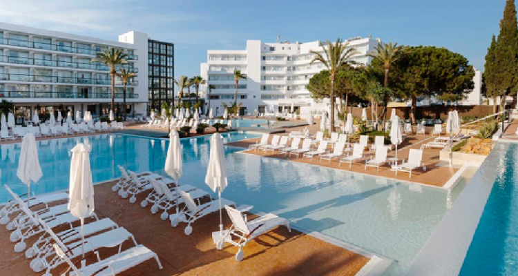 Los hospedajes hoteleros en España agudizan su caída al 84,5 % en noviembre 1 hoteleros