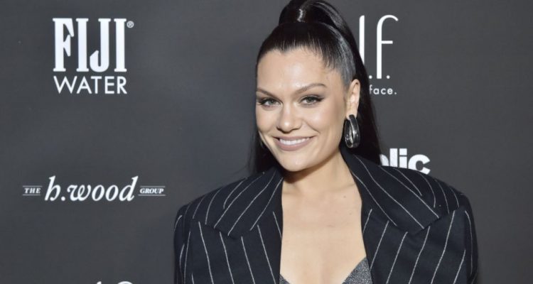 La cantante Jessie J quedó temporalmente sorda e incapaz de caminar bien por la enfermedad de Ménière 1 jessie