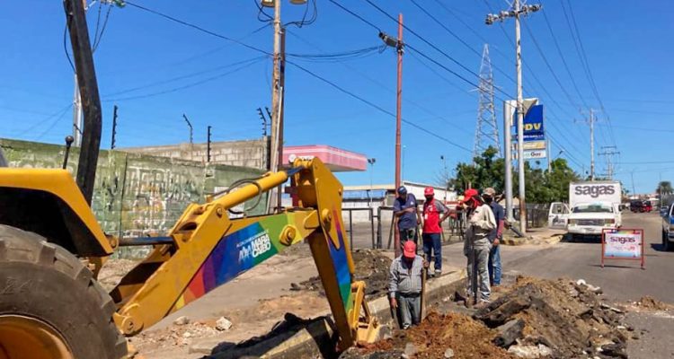 Más de cuatro mil toneladas de asfalto se han colocado en los corredores viales de Maracaibo 1 IMG 20210104 WA0023