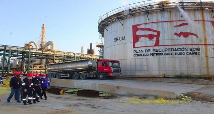 Pequiven y PDVSA Petropiar ejecutaron primer despacho terrestre de azufre líquido al Complejo Hugo Chávez 1 PDVSA