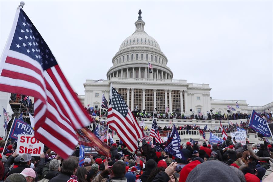 Informe bipartidista plantea nuevos interrogantes sobre el 6-E en el Congreso de EE.UU. 2 trump capitolio estados unidos 2