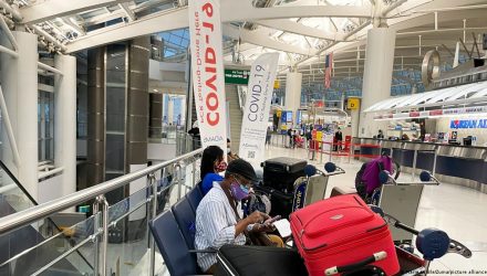 Pruebas de vacunación a viajeros