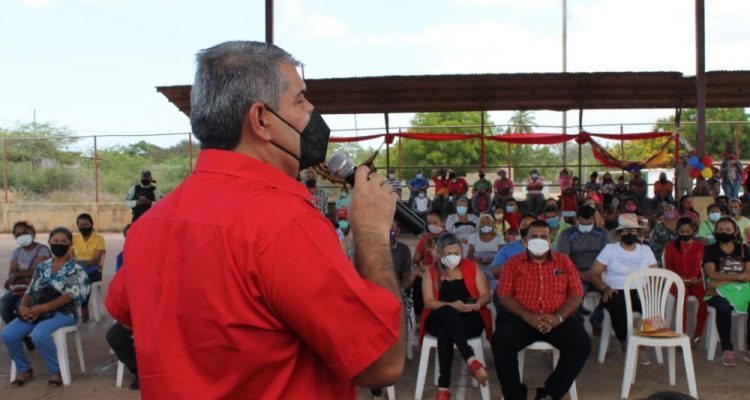 Alcalde Luis Caldera informó inicio de gasificación en las parroquias Luis De Vicente y La Sierrita 1 Alcalde