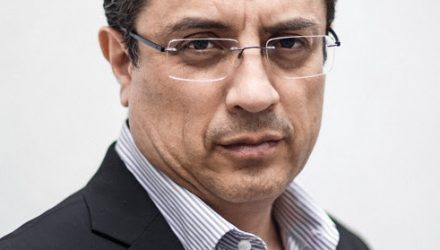 expulsa al periodista