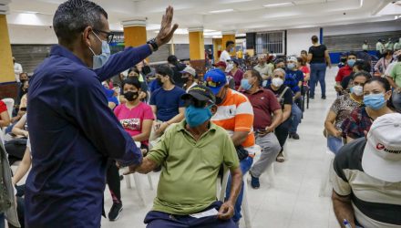 centro de vacunación masiva