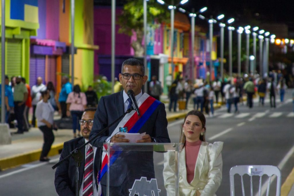 Alcalde Willy Casanova entregó renovada la Avenida 8 en los 492 años de Maracaibo 4 WhatsApp Image 2021 09 08 at 9.16.14 PM 1