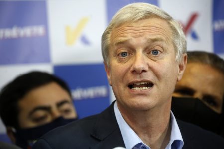 Chilenos votan en su elección más incierta y reñida en 31 años 3 José Antonio Kast
