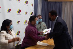 Avance Informativo: Alcalde Rafael Ramírez recibe credenciales del Consejo Nacional Electoral 2 a 15