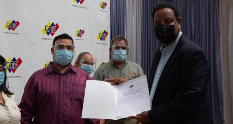 Avance Informativo: Alcalde Rafael Ramírez recibe credenciales del Consejo Nacional Electoral 1 ramirez