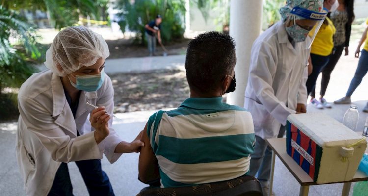55 % de los venezolanos tienen las dos dosis de la vacuna contra la Covid-19 1 vacuna