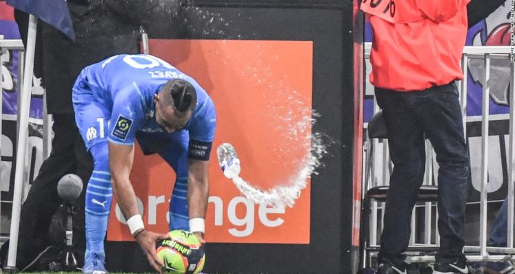 Francia prohibirá las botellas de plástico en los estadios 1 francia